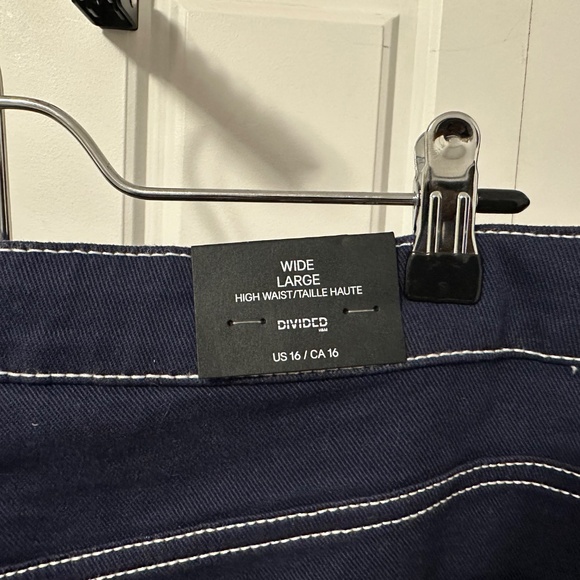 Wide leg dark wash jeans - Picture 3 of 3